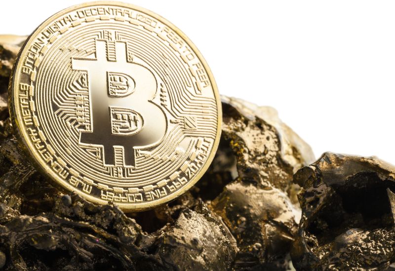 Bitcoin above rustic gold